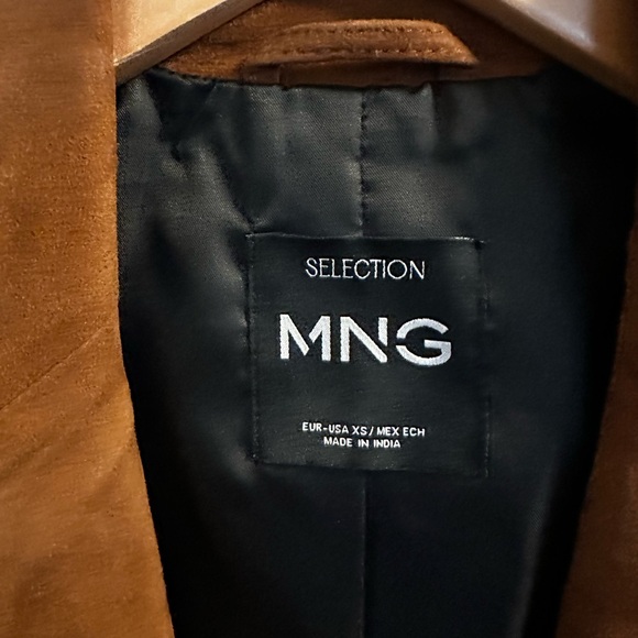 Mango Tan Suede Women's Blazer. Price is firm. No offers accepted. - Picture 13 of 16